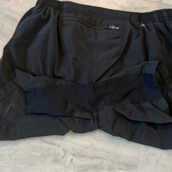 Nike  Running shorts Dri-Fit  black/mesh ventilation  Underwear  pockets  size M - Picture 14 of 14